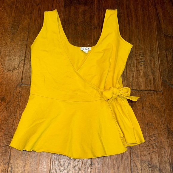 TEREA Women's Kiara Peplum Surplice Tank Top - Picture 10 of 11